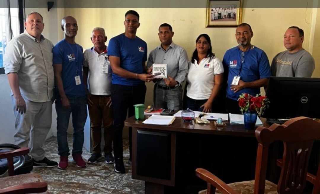 ENTREGA DE CAJITAS DE TELEVISION TERRESTRE DIGITAL EN EL MUNICIPIO